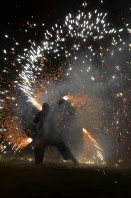 spectacle de feu la flammeche